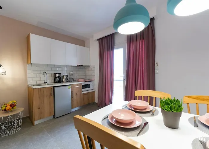 Semesterbostad Elia Kavala