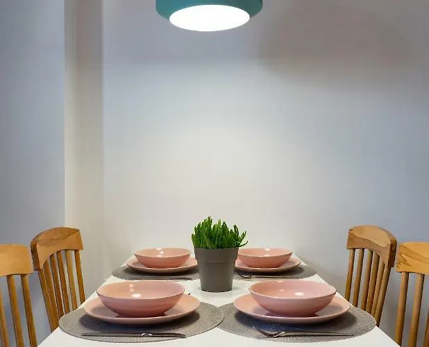 Semesterbostad Elia *